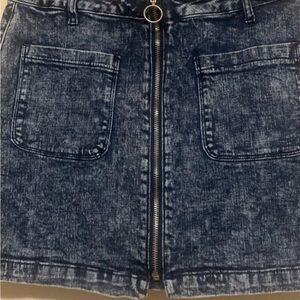 Forever 21 mini skirt